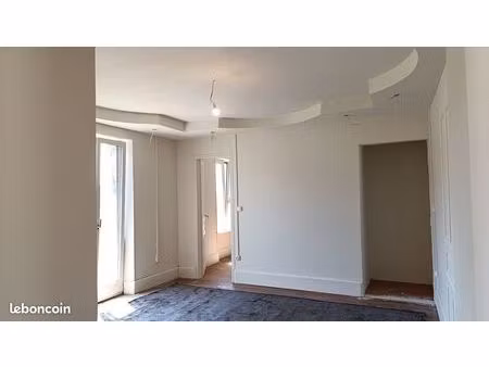 f4 plein sud avec balcon vue dégagée nature