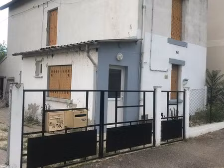 montluçon quartier st jean f2 50m2 au rdc d'une maison