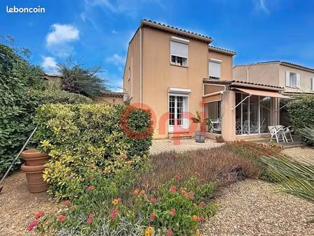 villa 4 pièces 96 m²