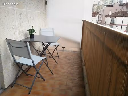 location studio 19 6m2 proche métro