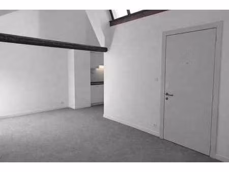 appartement 1 ch. à louer  namur  epc c