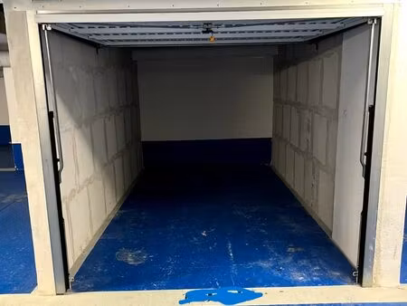 location box antony