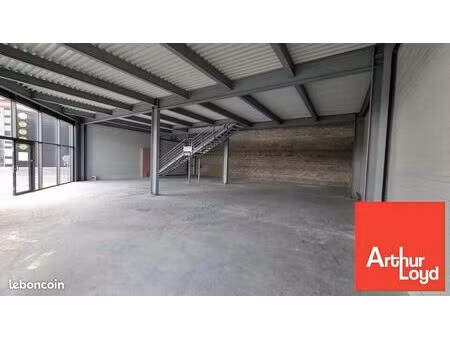 local d'activite 259 m² poitiers
