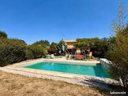 propriété 5 pièces 132 m²