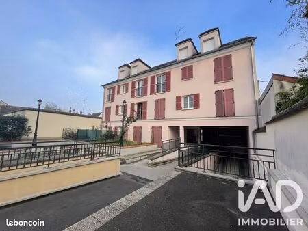 studio 1 pièce 24 m²