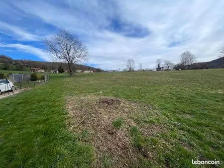 terrain 1 099 m² cazavet