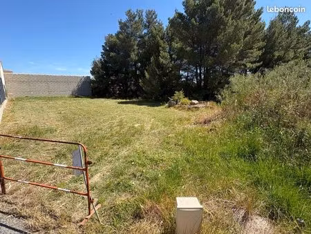 terrain 630 m2 viabilisé