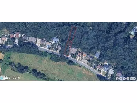 terrain constructible 702m2