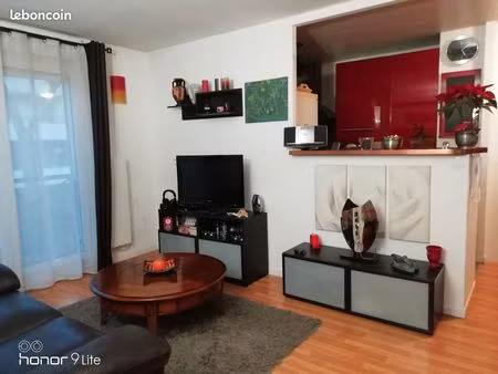 appartement 3 pièces avec balcon