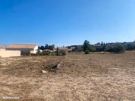 terrain 457 m² la palme