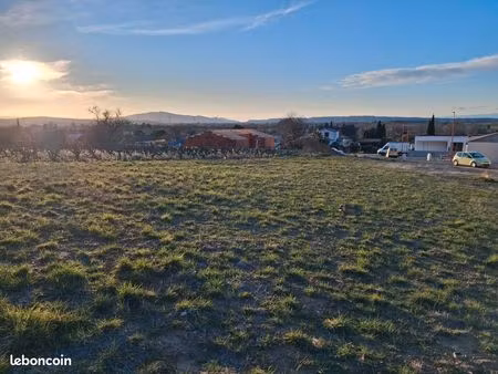 magnifique terrain constructible viabilisé- soleil  pinède et vue sur plaine- ornaisons (1