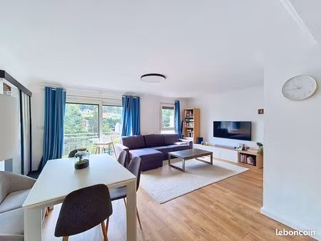 appartement 5 pièces 75 m²