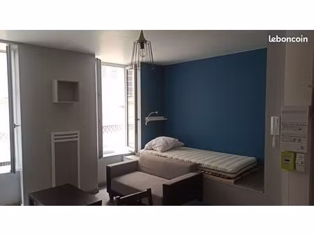 loue studio meublé 21m2