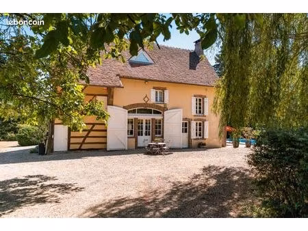 ferme 8 pièces 255 m²