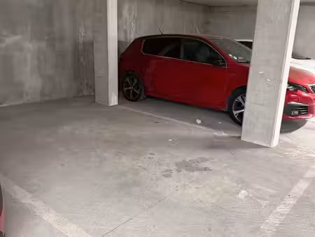 place de parking à louer