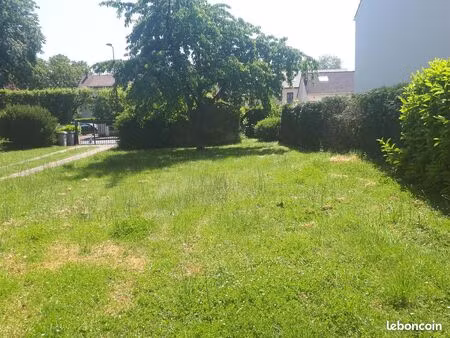 terrain à bâtir de 250 m² – coubron (93) – emplacement privilégié