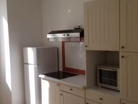 apparemment à vendre