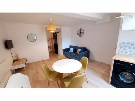 centre village - appartement meublé - lorgues