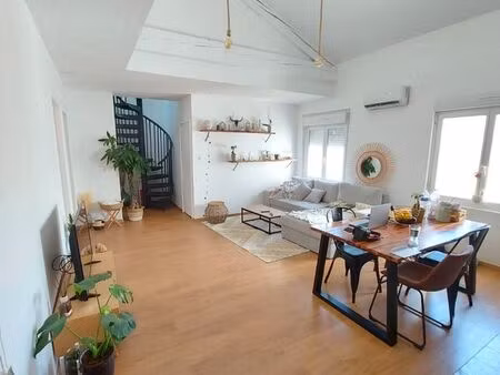appartement de type 4  rue félix aldy  clim  terrasse