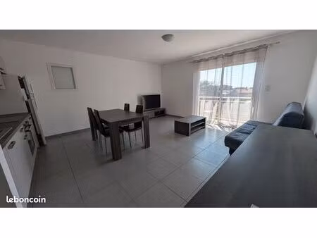 grand t2 meublé