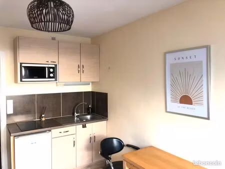 studio meublé