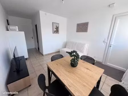 appartement 28 m2 a louer à pouzauges