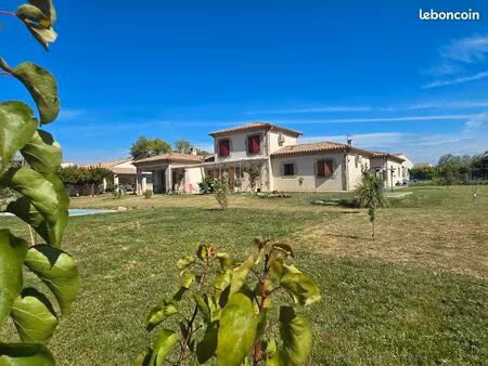 villa 4 pièces de 130 m2