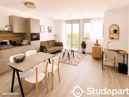 chambre 1 pièce 51 m²