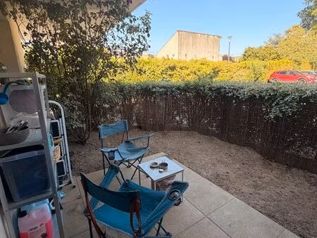 f2 récent mennecy - terrasse et parking privé