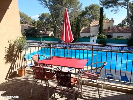 joli t2 piscine terrasse parking plage à pied au calme bail mobilité
