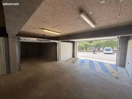 location grand garage fermé de près de 20 m² – accès facile – bastia – 135 /mois cc
