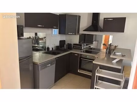 loue petit mazet f2avec piscine de maintenant à fin septembre