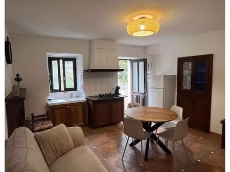 location t2 petite maison