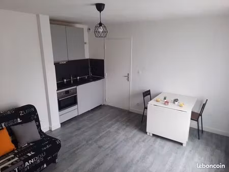 ? studio meublé 26 m² – résidence récente avec parking sécurisé ◊