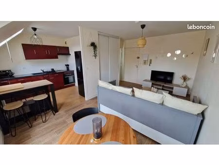 studio lumineux quartier pavillonnaire