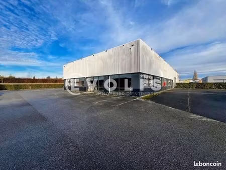 local commercial 250 m²