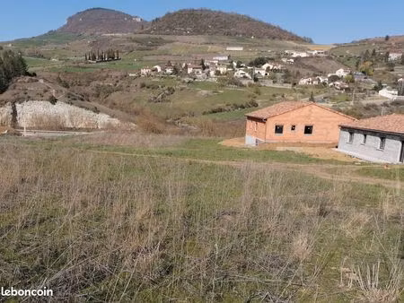 terrain à bâtir de 942 m² à aguessac