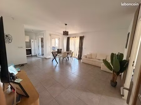 t3 terrasse avec garage résidence sécurisée