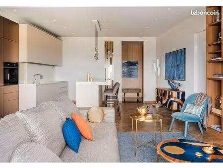 recherche appartement f1- location avec une personne âgée
