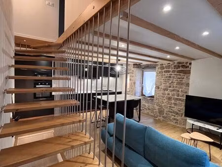 à louer – maison rénovée à gabriac (bozouls)