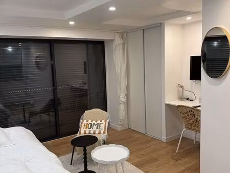 studio haut standing 18m2 + terrasse + jardin privatif