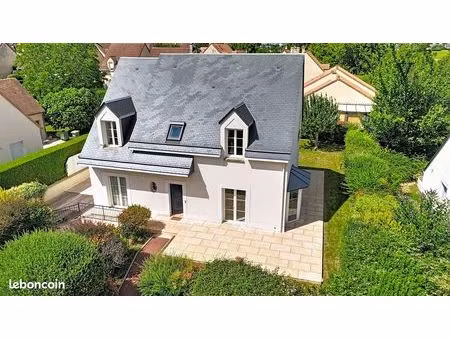 maison moderne bretteville sur odon 196m2