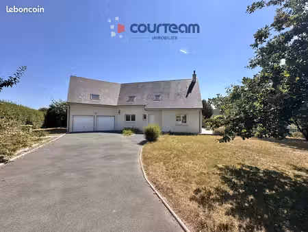 maison 8 pièces 166 m²