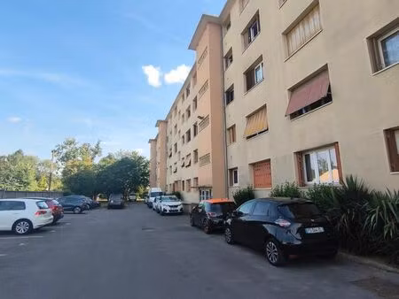 appartement t4 traversant 75m² avec parking et cave – thiais (particulier à particulier)