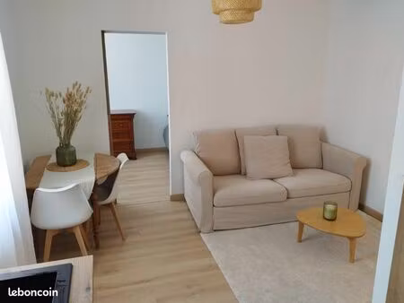 appartement 2 pièces entièrement rénové