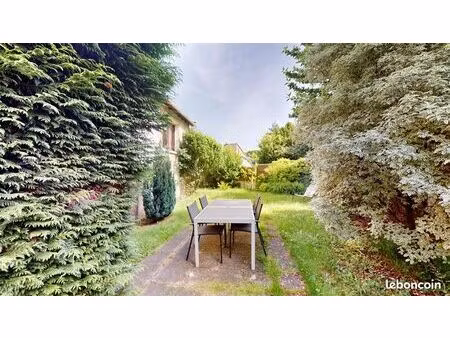 maison 5 pièces 149 m²