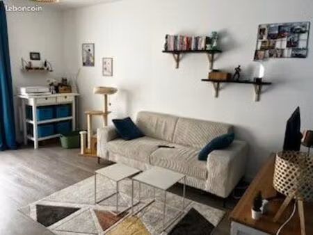 appartement 2 pièces avec balcon