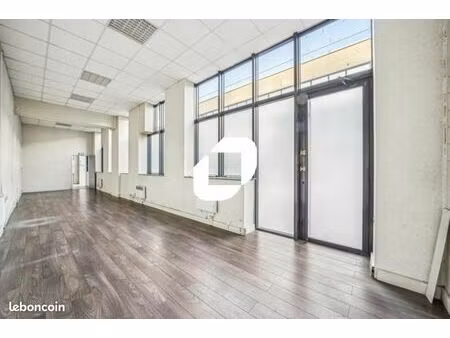 local d'activité 396 m²