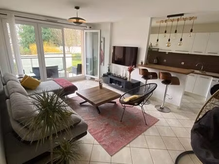 appartement 60m² non meublé porte de paris