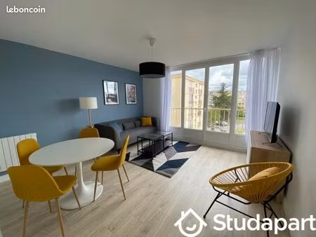 chambre 1 pièce 10 m²